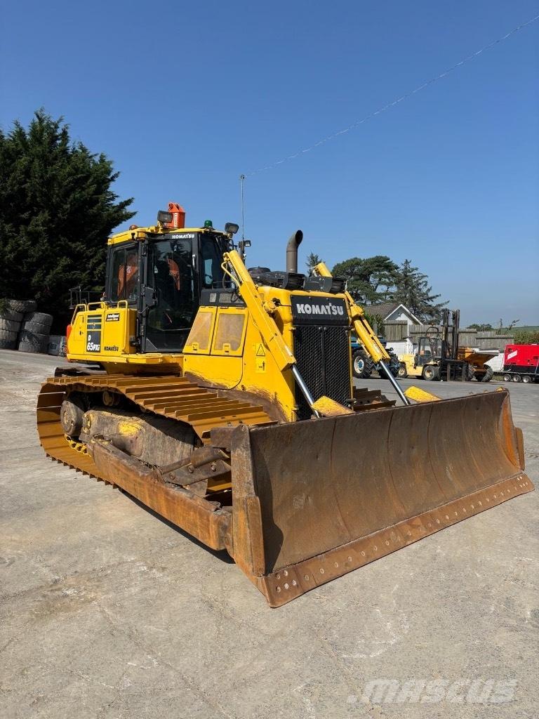 Komatsu D 65 PXi-18 Dozere Beltegående