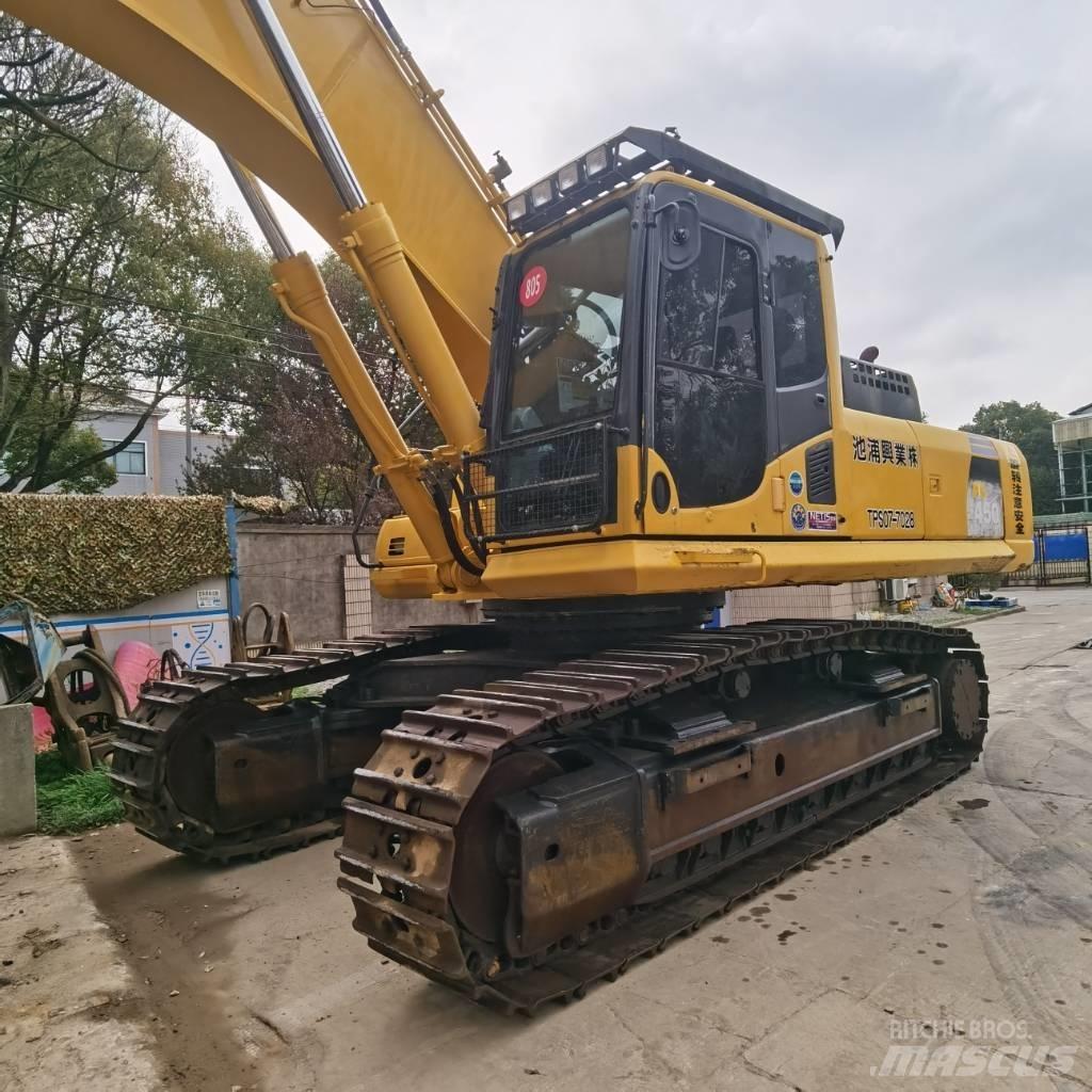 Komatsu PC 450-8 Beltegraver