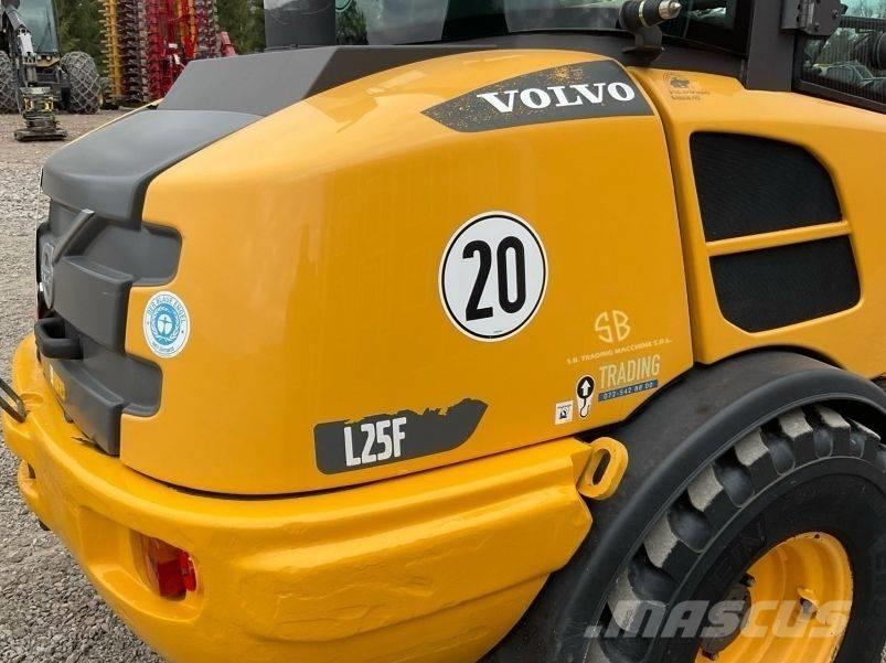Volvo L 25 F Hjullastere