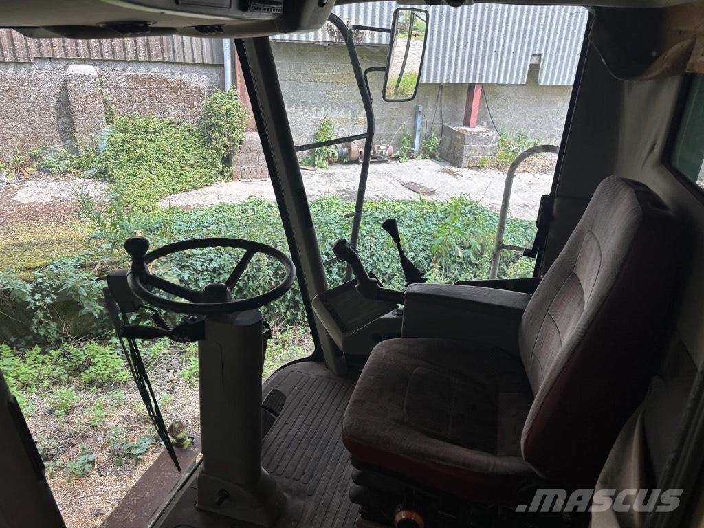 CLAAS Lexion 420 Skurtreskere