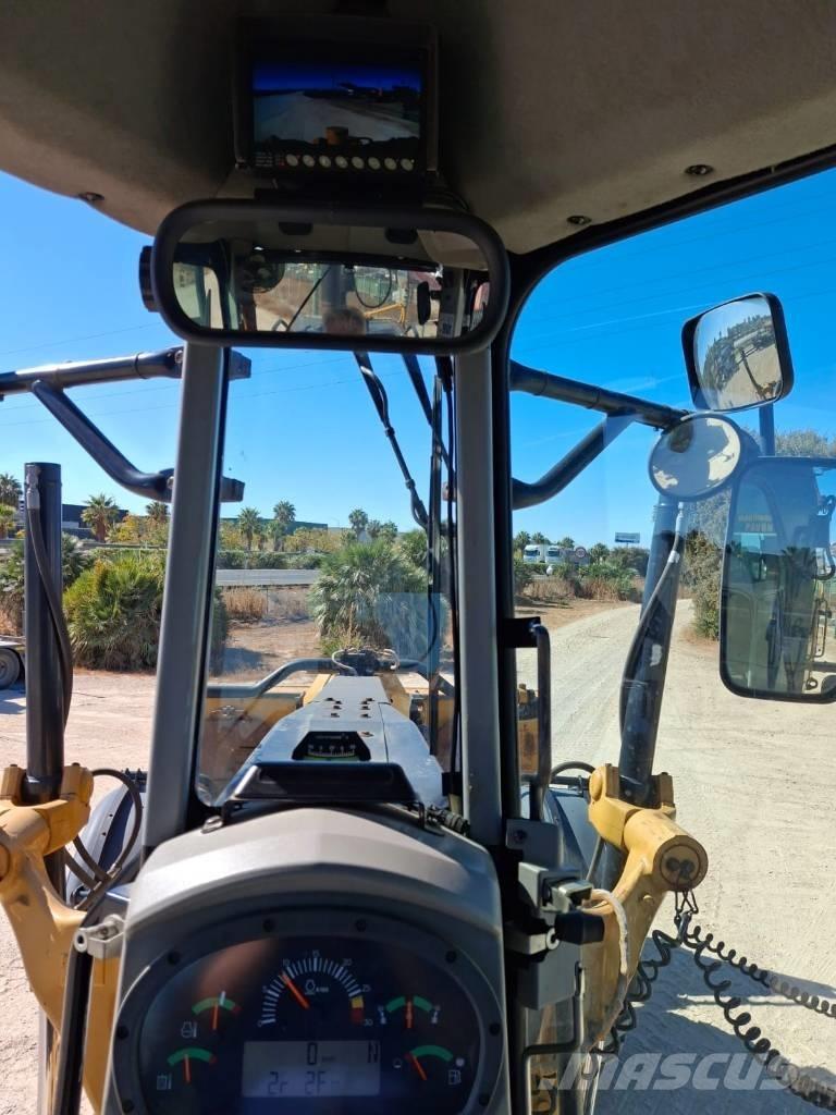 CAT 120 M 2 AWD Veihøvler