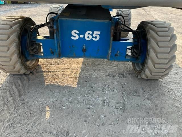 Genie S 65 Teleskop bomlifter
