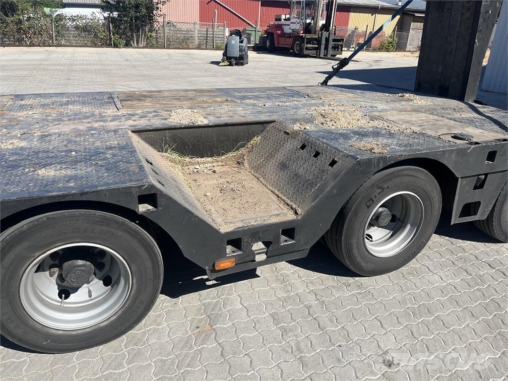 AMT 4 aksler Brønnhenger semi