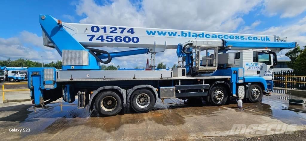 MAN WUMAG WT700 32T Bilmontert lift
