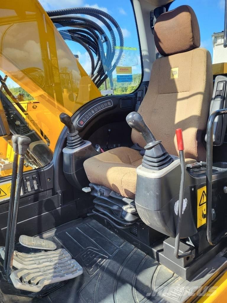 JCB JZ 140 LC Beltegraver