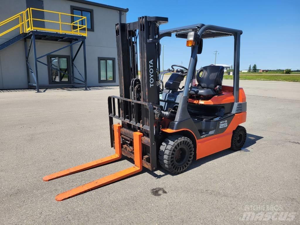 Toyota 8FB25 Elektriske trucker