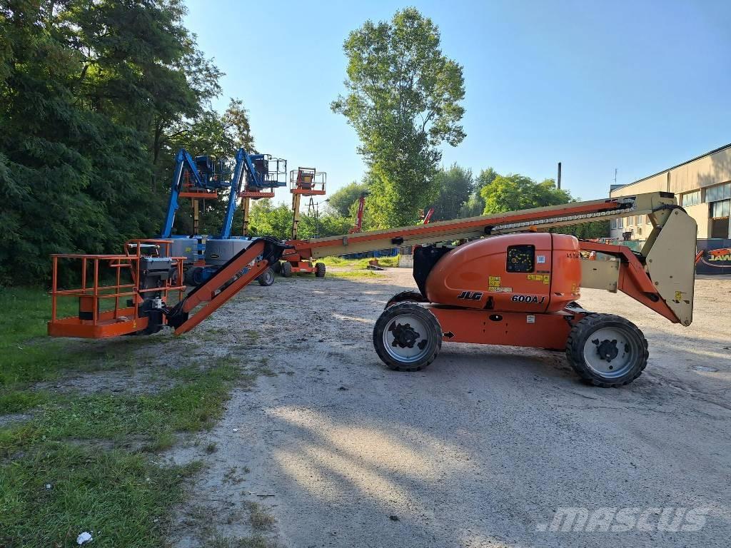 JLG 600AJ Leddede bomlifter