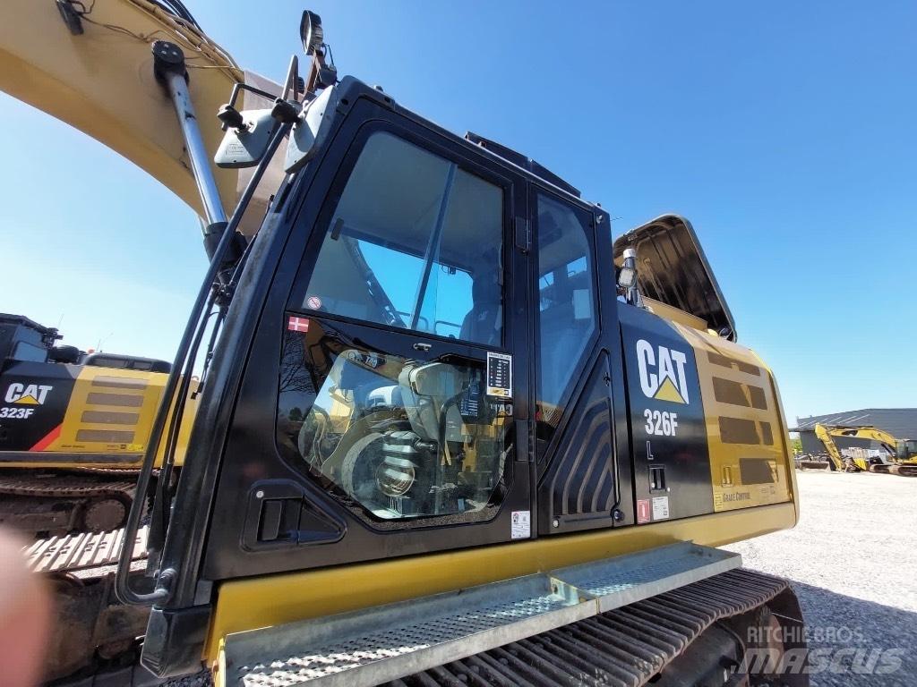CAT 326 F L Beltegraver
