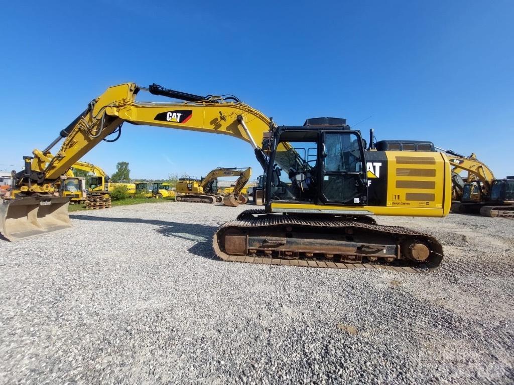 CAT 326 F L Beltegraver