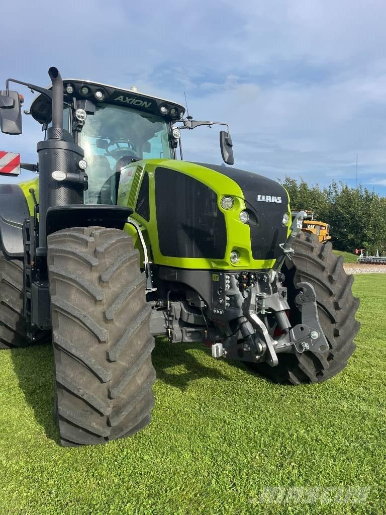 CLAAS AXIO 960 Traktorer