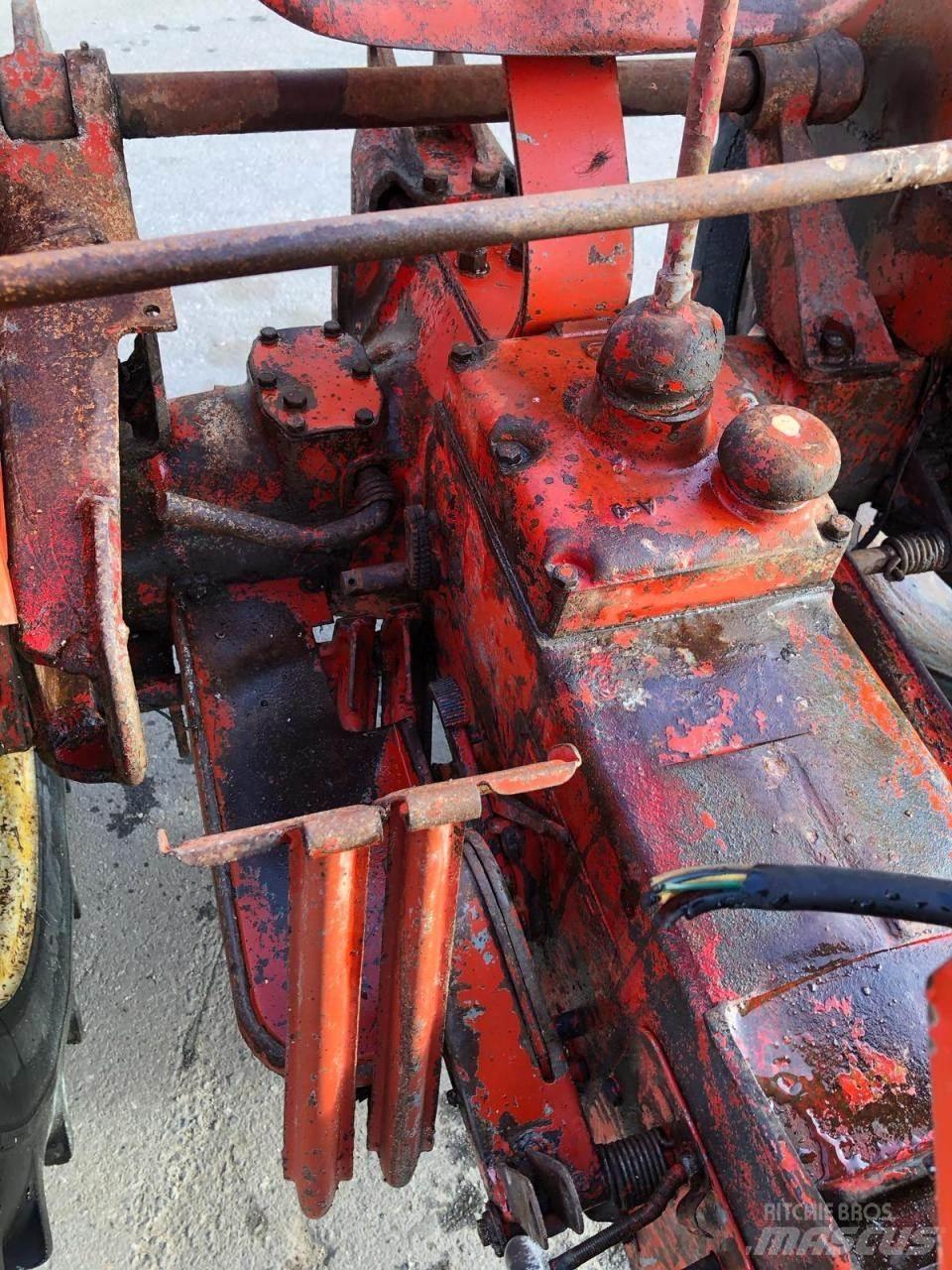 Normag NG20 Traktorer
