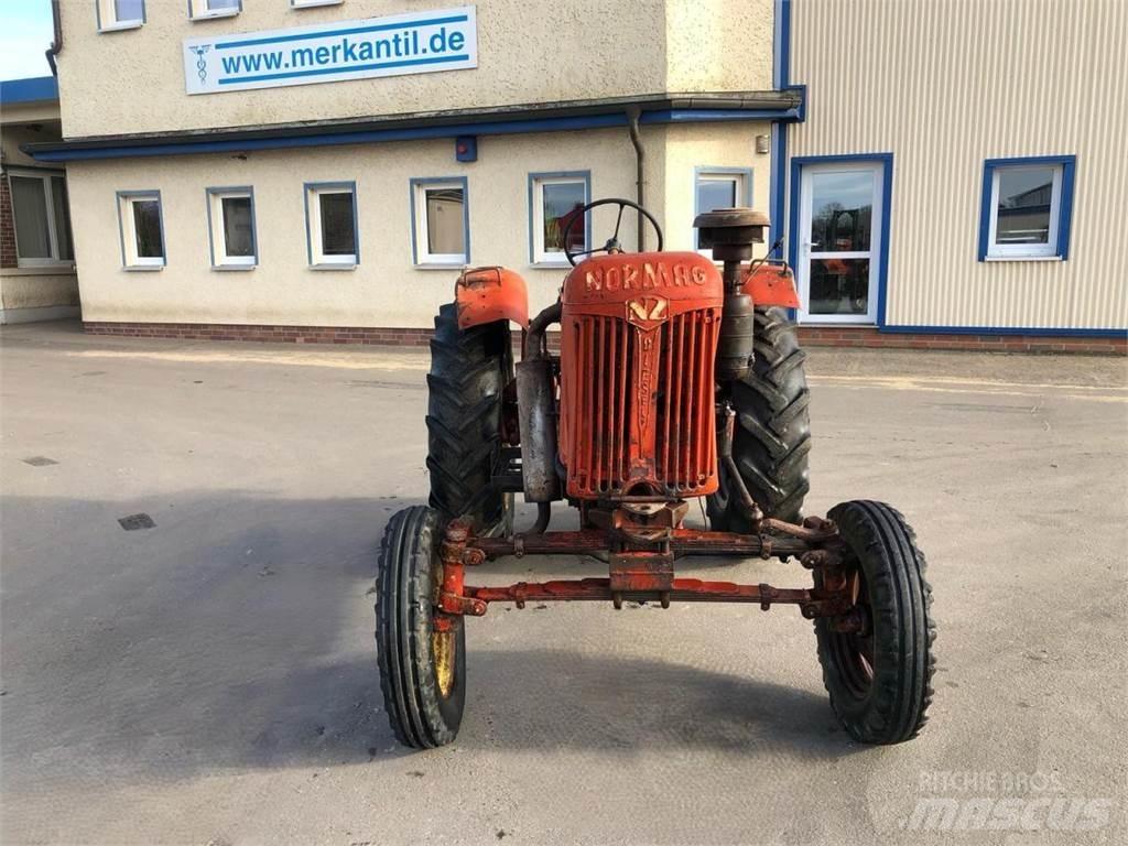 Normag NG20 Traktorer