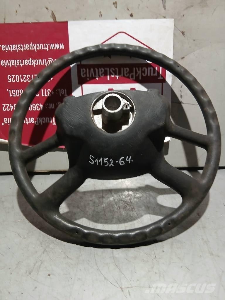 Scania R 440    1327026 Førerhus og Interiør