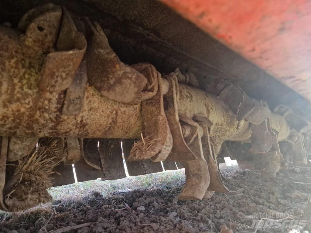 Kuhn RM 480 R Beitepussere og toppkuttere