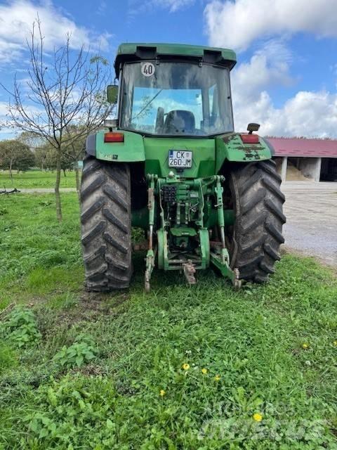 John Deere 8200 Traktorer