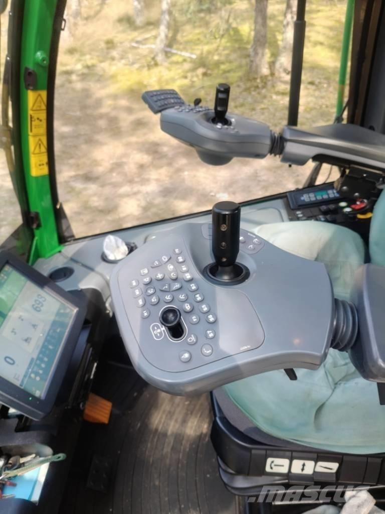 John Deere 1270 G Hogstmaskiner