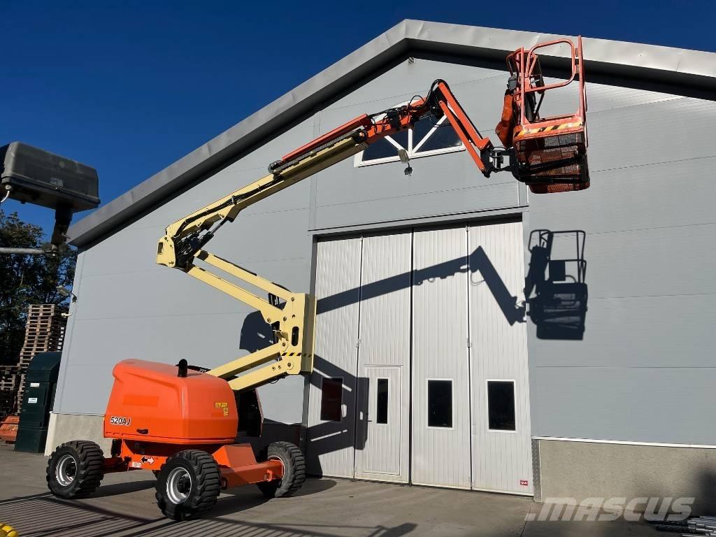 JLG 520 AJ Leddede bomlifter