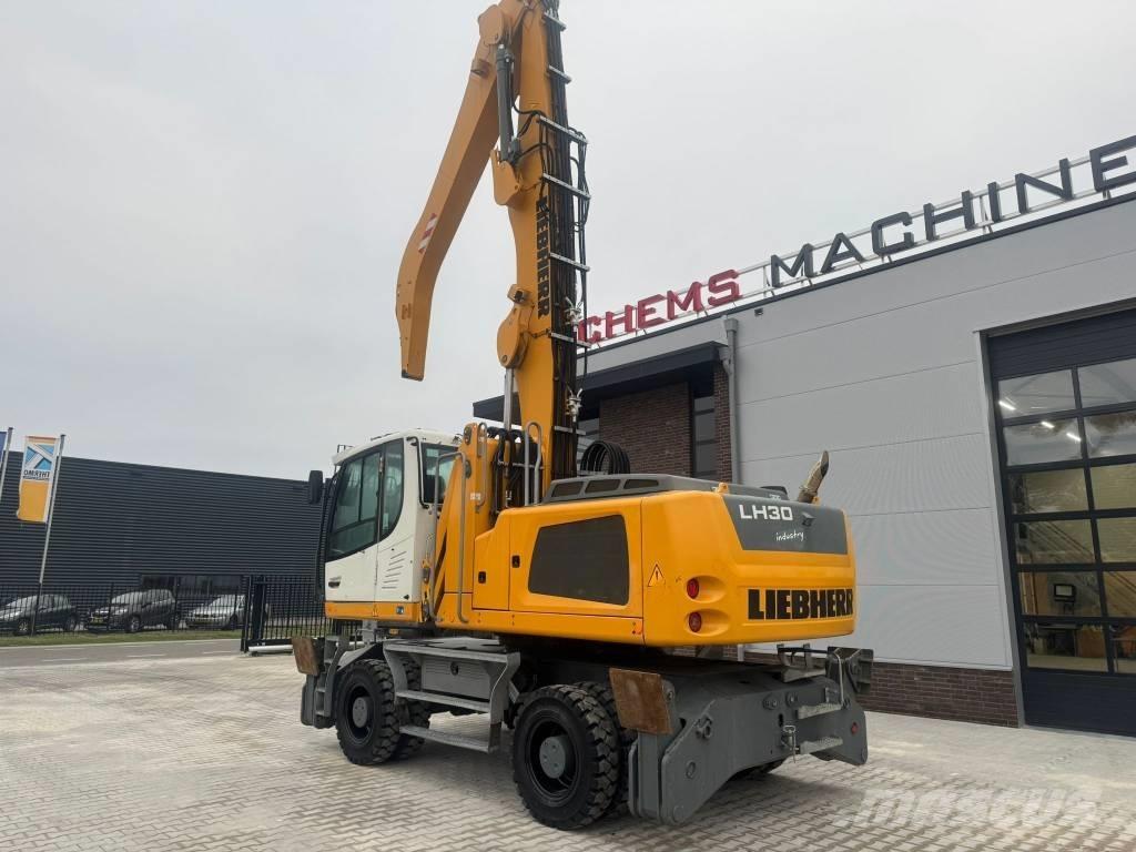 Liebherr LH 30 M Gravemaskiner for avfallshåndtering