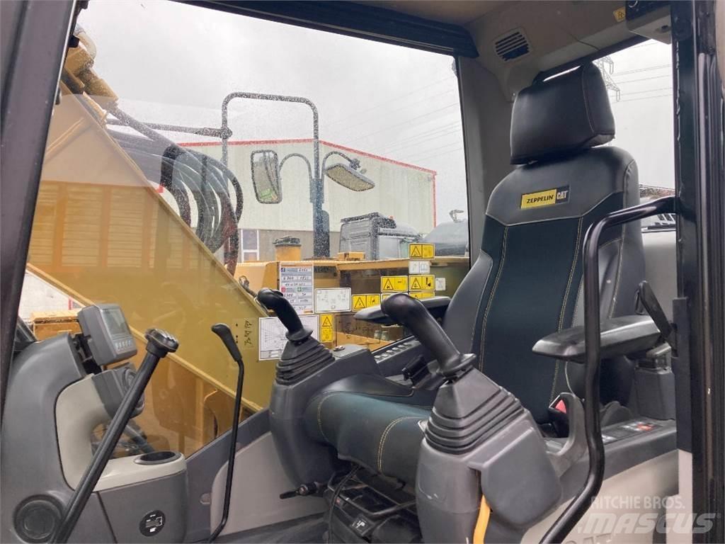 CAT 311 F L RR Hjulgravere
