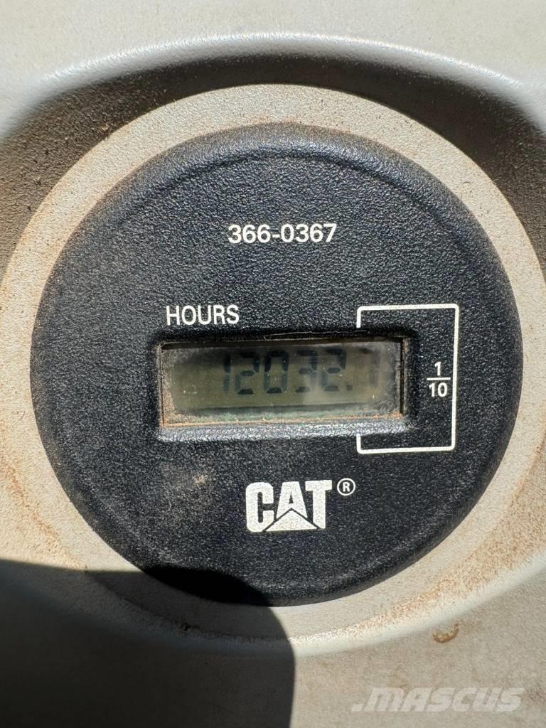 CAT 352 F Beltegraver