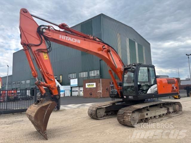 Hitachi ZX 250 LC-5 Beltegraver