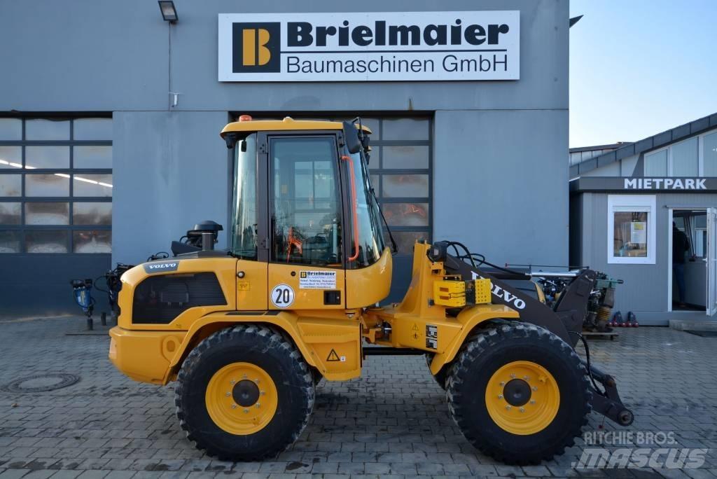 Volvo L 30 H Hjullastere