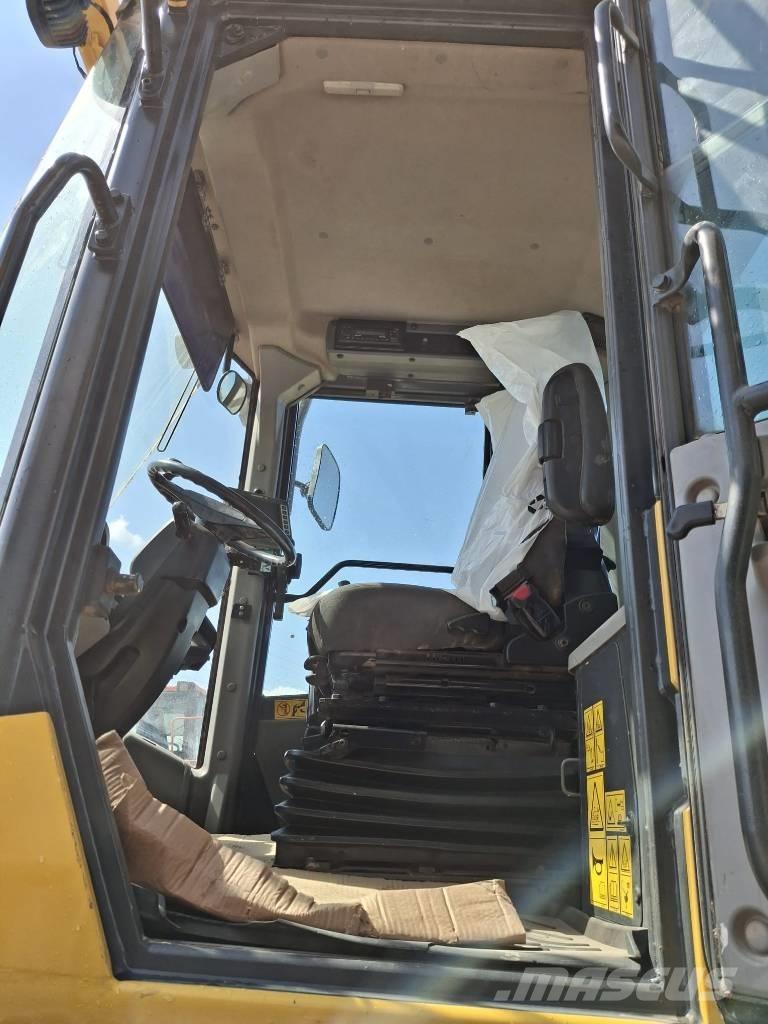 Komatsu WA 380-8 Minilastere