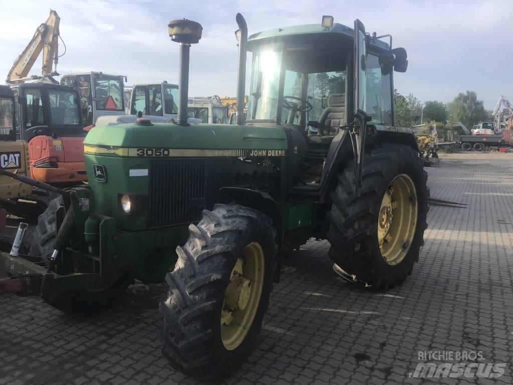 John Deere 3050 4WD Traktorer