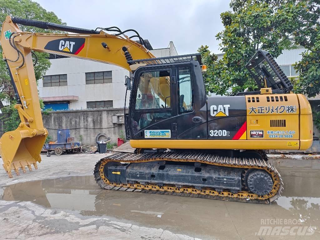 CAT 320 D2 Beltegraver