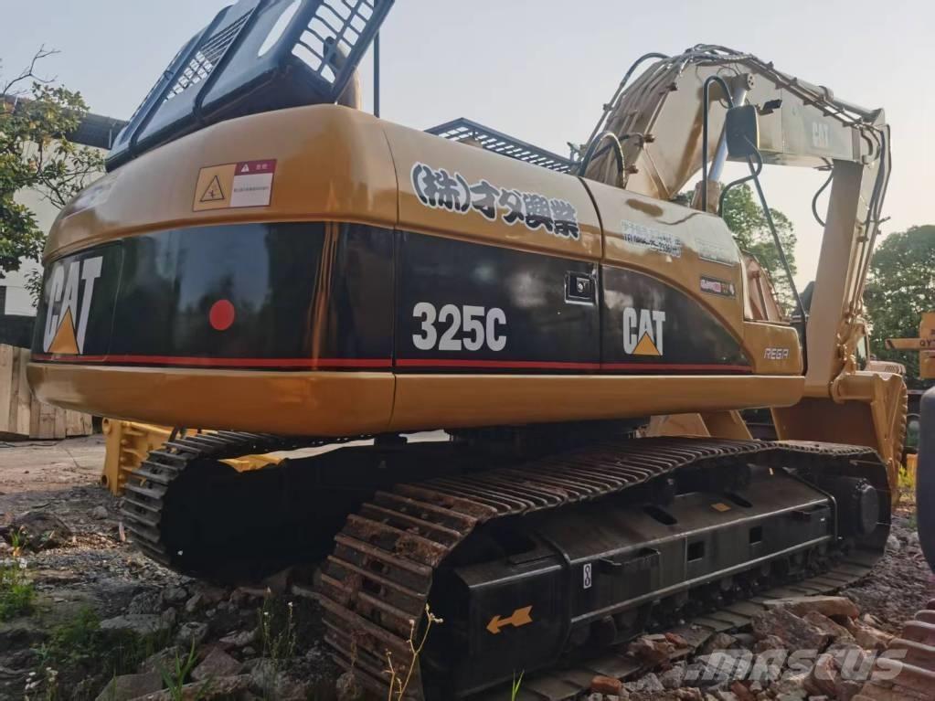 CAT 325 C Beltegraver