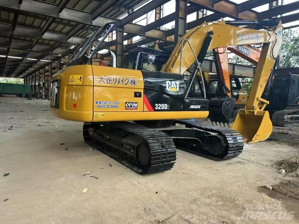 CAT 320 D2 Beltegraver