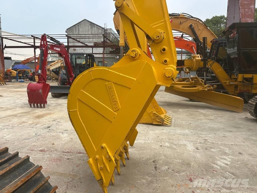 Komatsu PC 240 Beltegraver