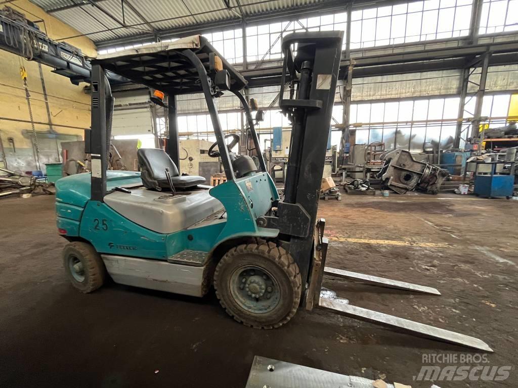 Feeler FD25TCJ Diesel Trucker