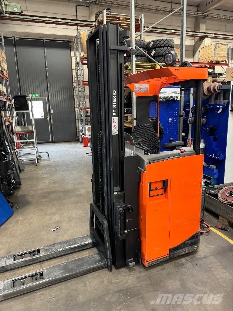 Toyota SRE135L Stablere