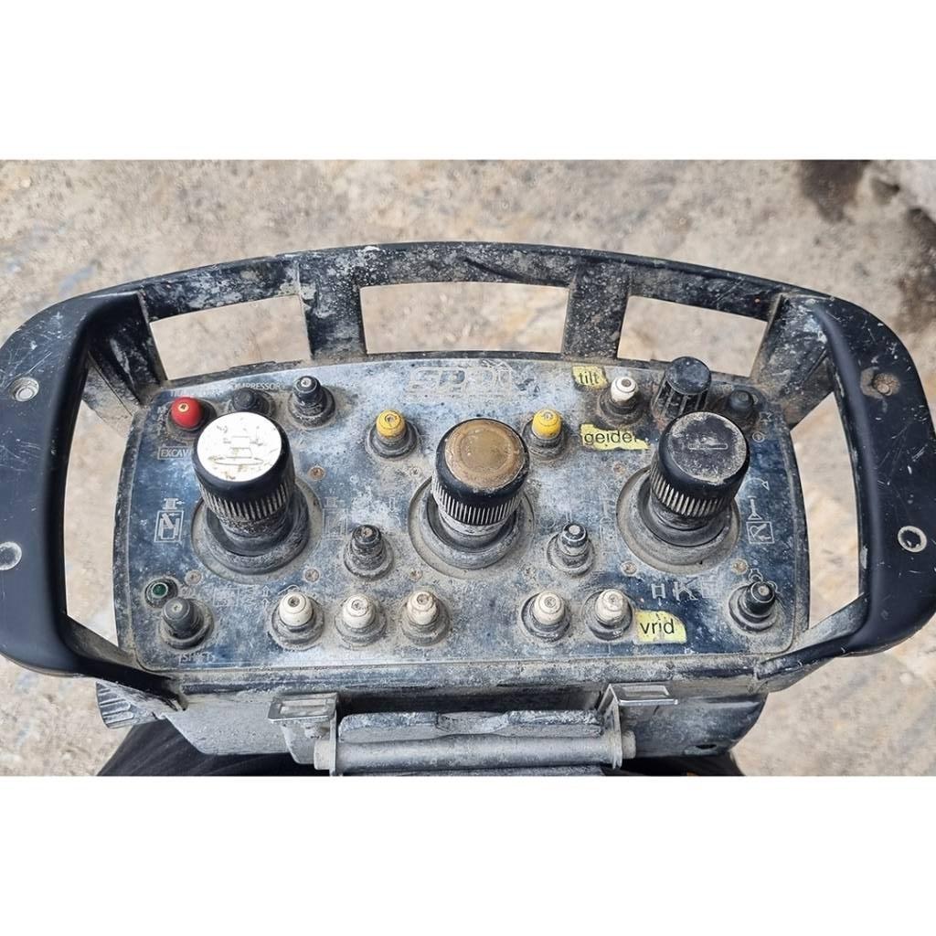 Volvo EC300 DT145 Fundamenterings rigger