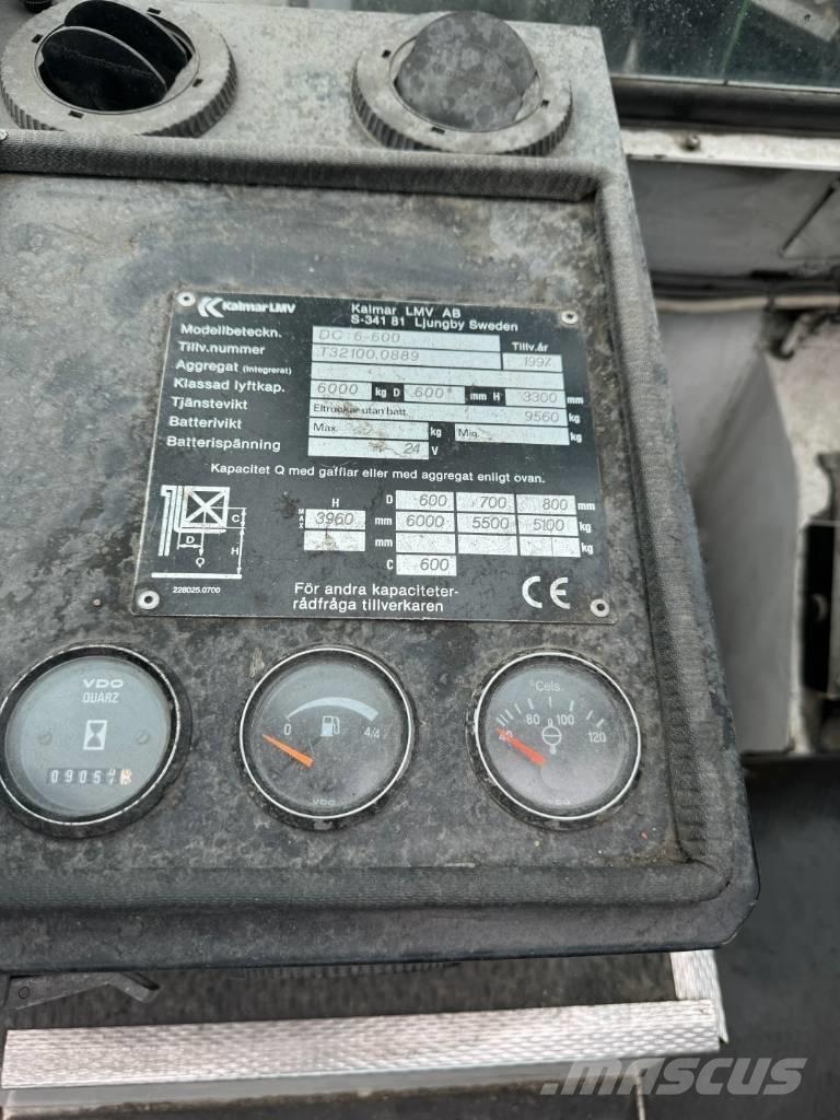 Kalmar DC6-600 Diesel Trucker