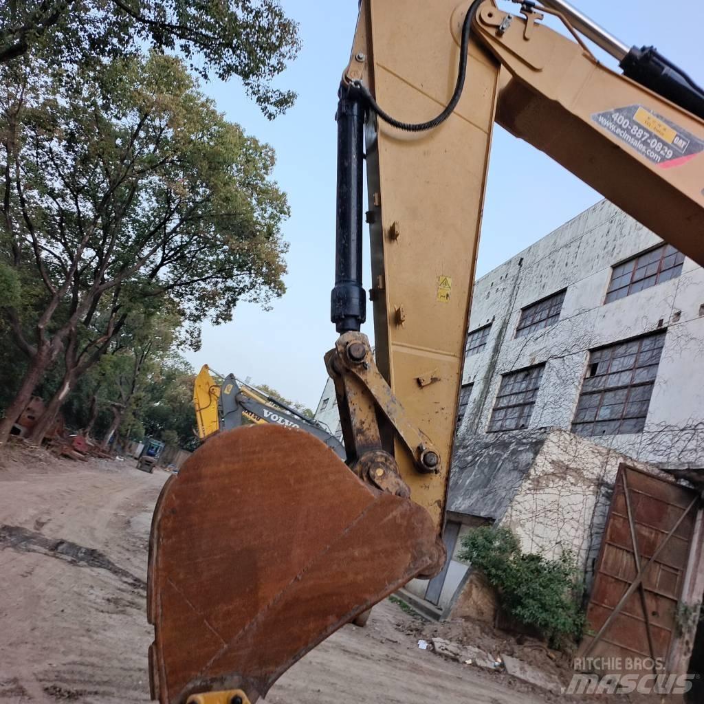 CAT 330GC Beltegraver