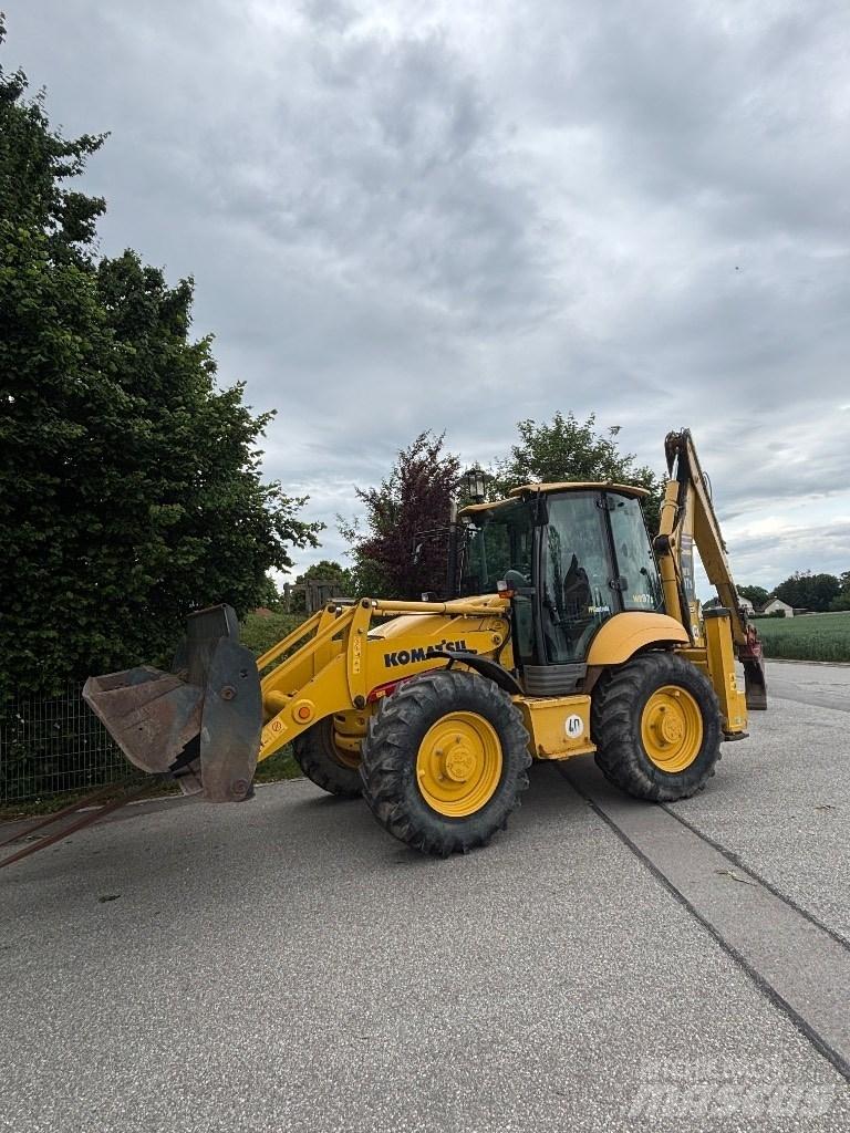 Komatsu WB 97 S Traktorgravere