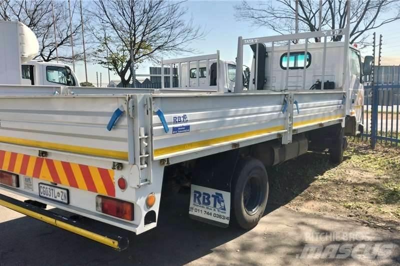 Tata LPT 813 Andre lastebiler
