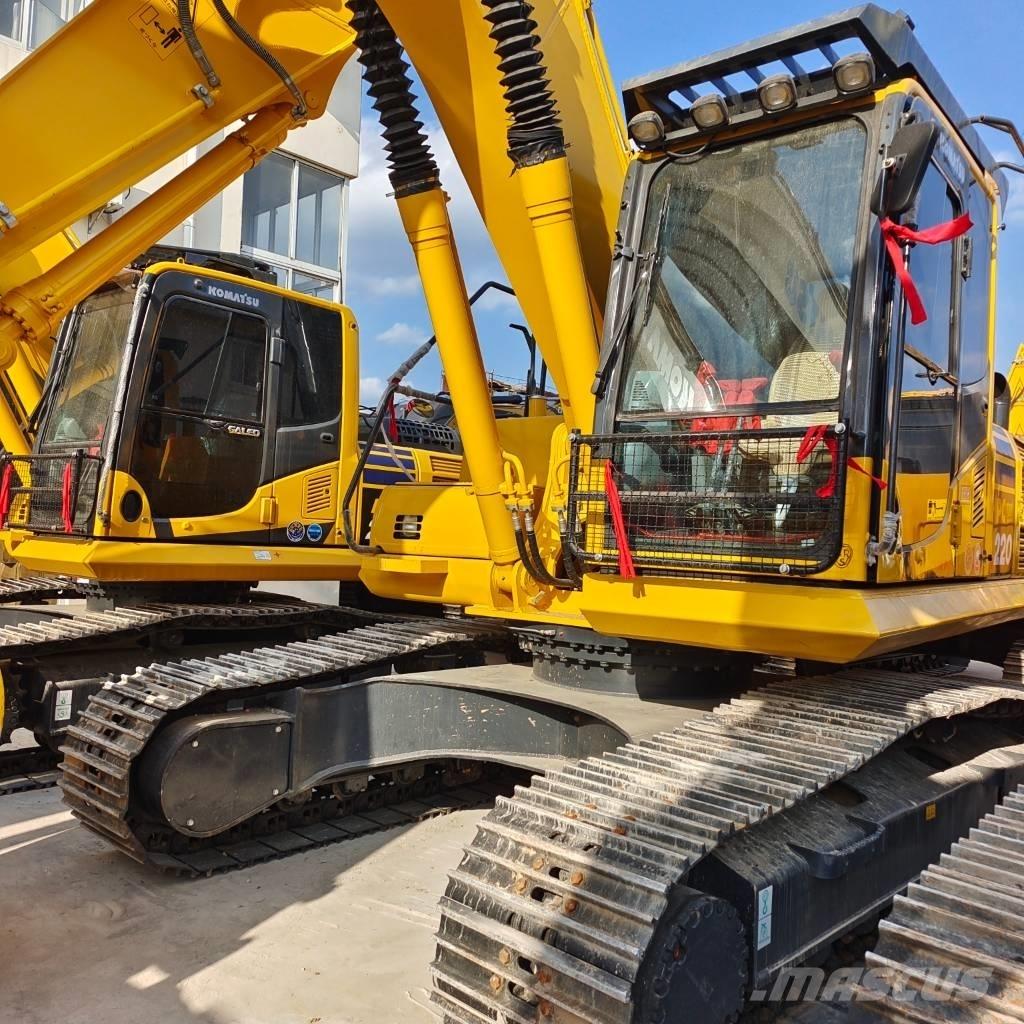 Komatsu PC 220-7 Beltegraver