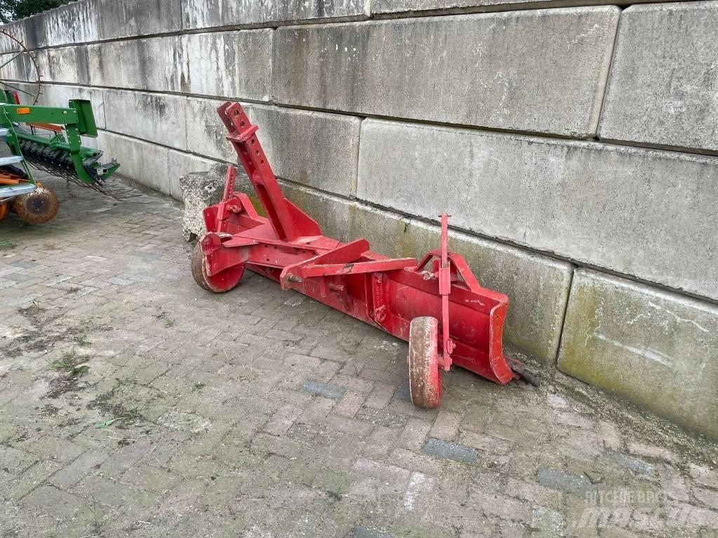 Grondschuif Veiskraper