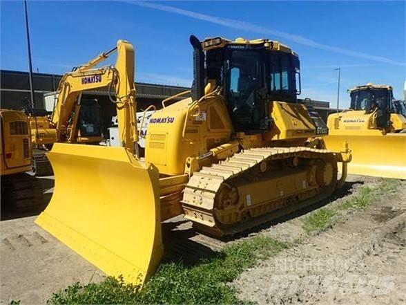 Komatsu D61EXi-24 Dozere Beltegående