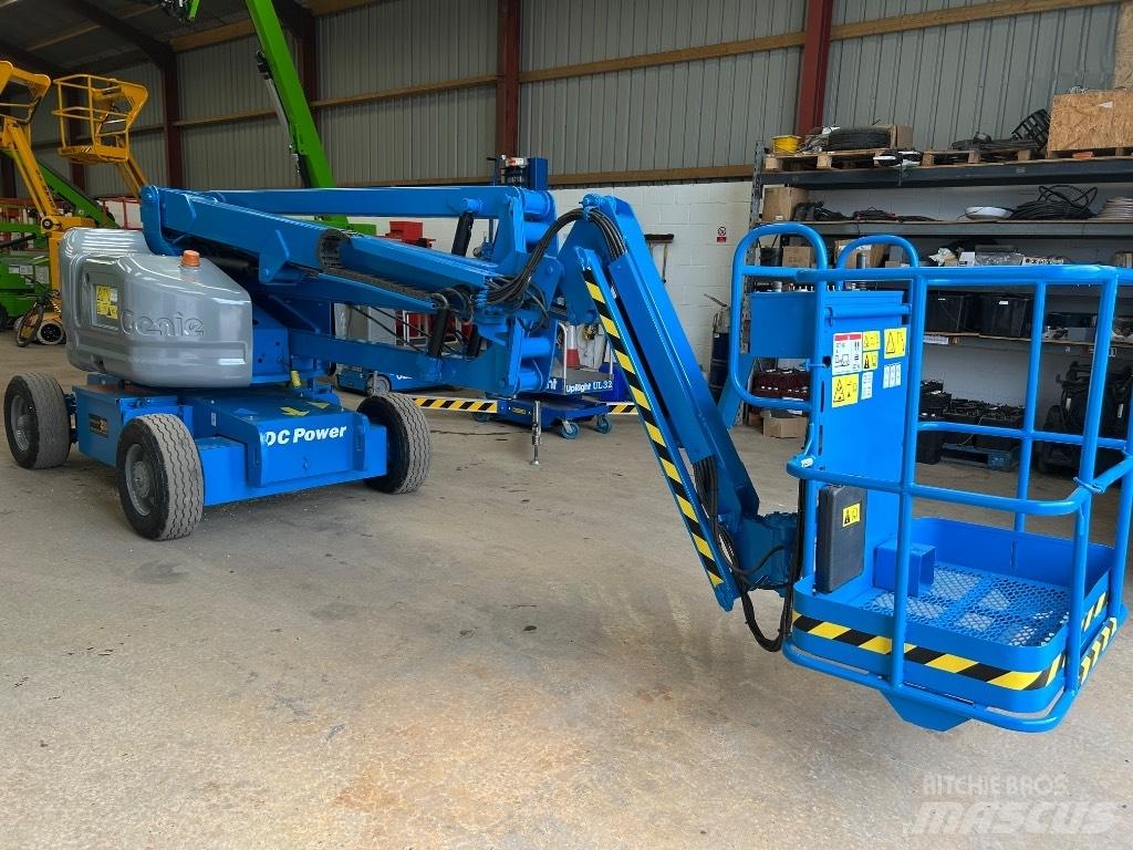 Genie Z45/35J DC Leddede bomlifter