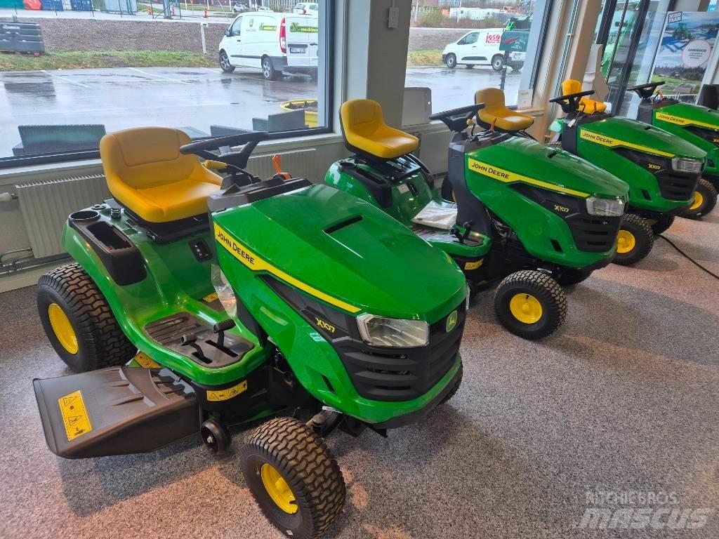 John Deere X 107 Sitteklippere