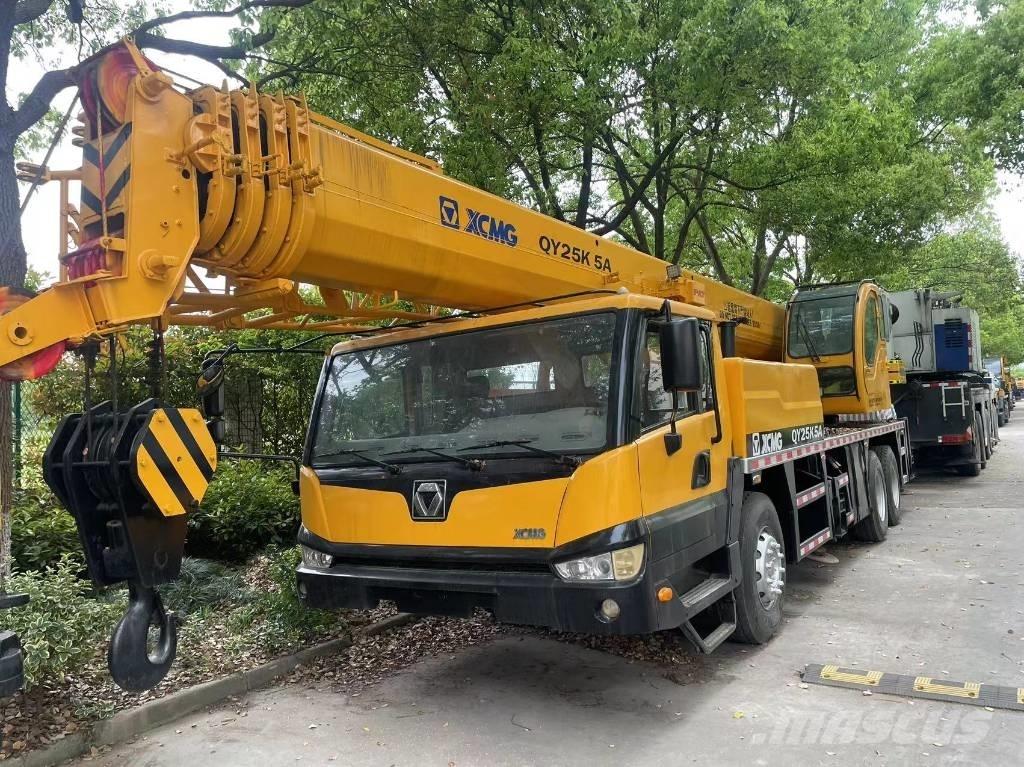 XCMG XCT25 Allterreng kraner