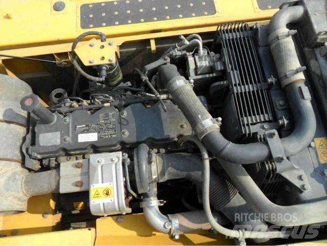 Komatsu pc200-8 Beltegraver