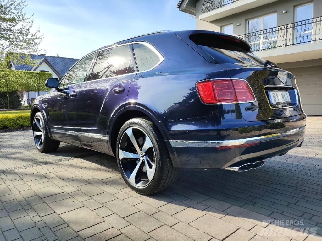 Bentley Bentayga V8 Personbiler