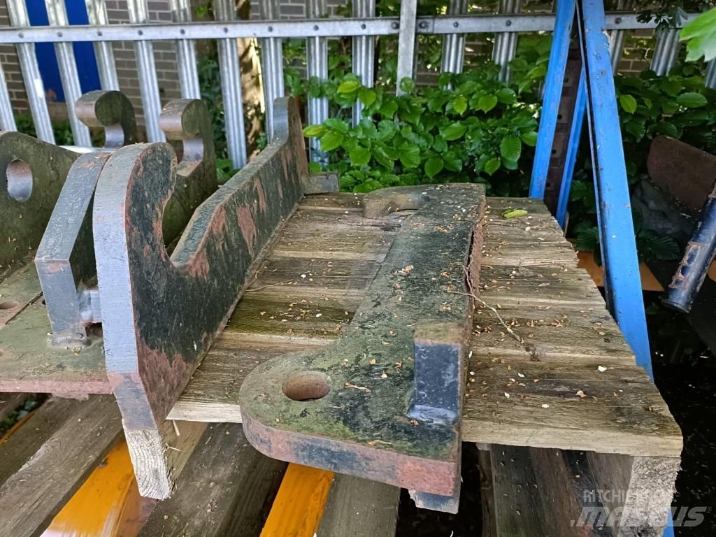 JCB WELD ON BRACKETS Annet laste- og graveutstyr