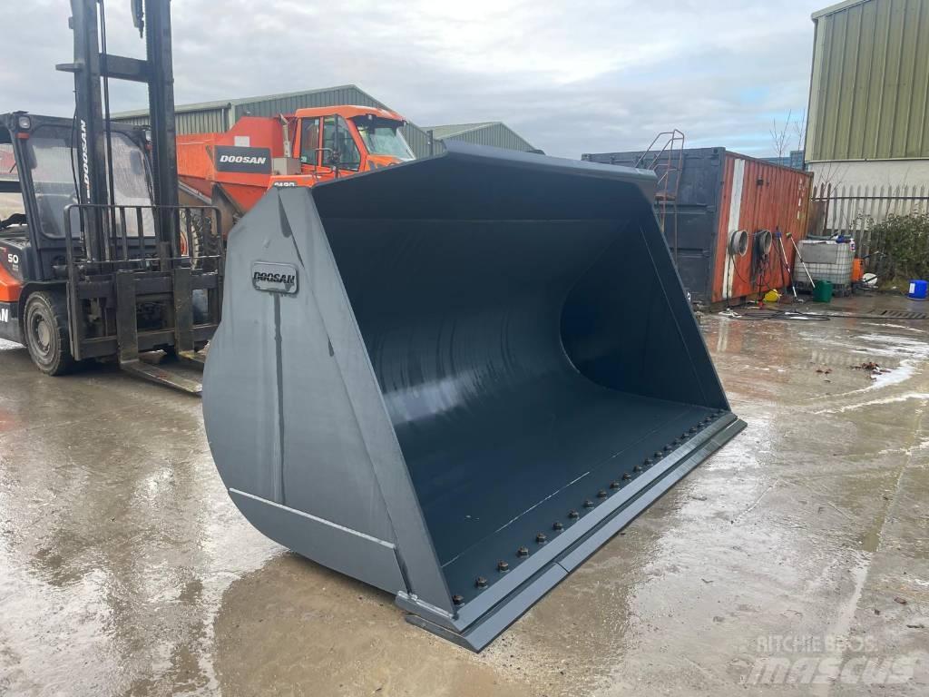 Doosan DL550 Skuffer