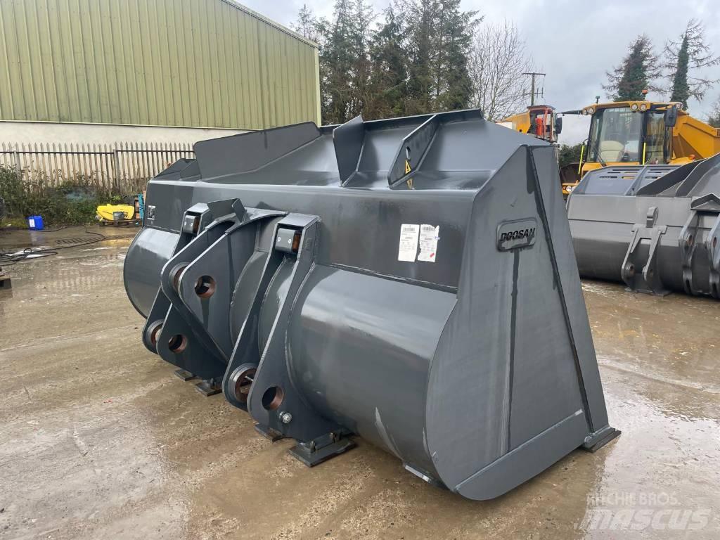 Doosan DL550 bucket Skuffer